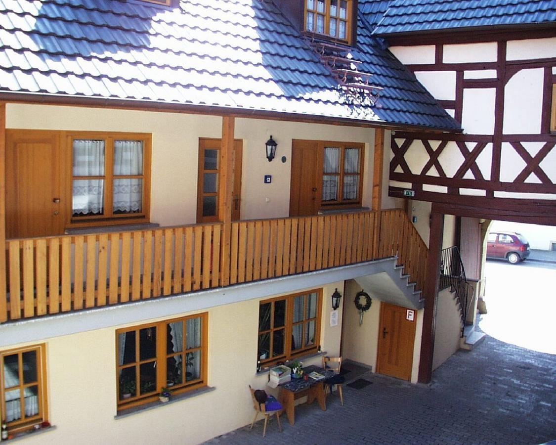 Gaestehaus Am Westtor Prichsenstadt Exterior foto